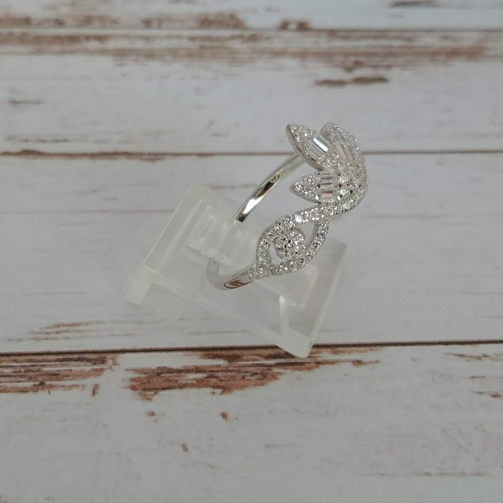 Sterling Silver Princess Ring - Picture 7 of 7